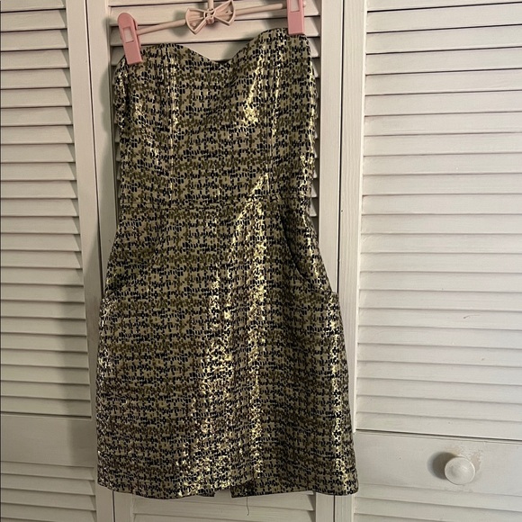 H&M Dresses & Skirts - Small ( petit) Gold and Black Strapless Dress